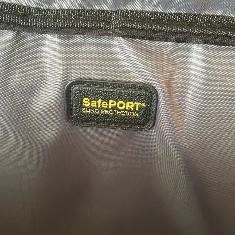 Targus laptop case / shoulder-strap bag